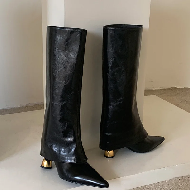 Street Fashion Rome - Designer Wine Glasses Woman Knight Boot