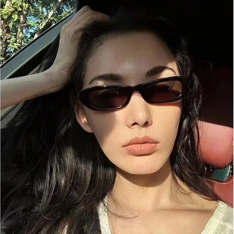 New Retro Oval Frame Sunglasse - Street Fashion Trends 评论和价格