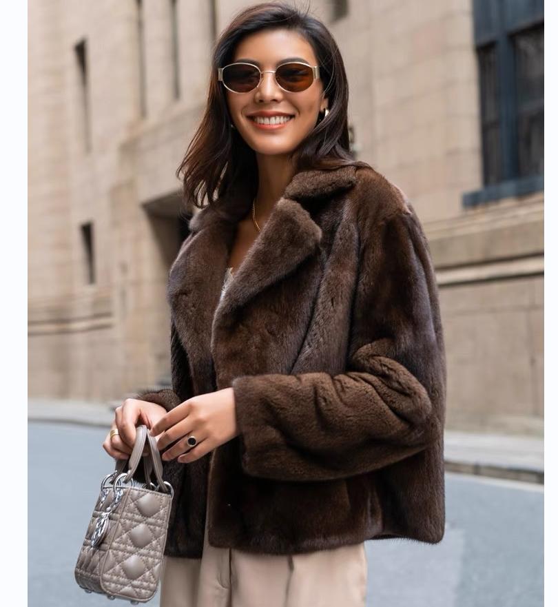 Women's 100% Genuine Mink Fur  - Street Fashion Logo 评论和价格
