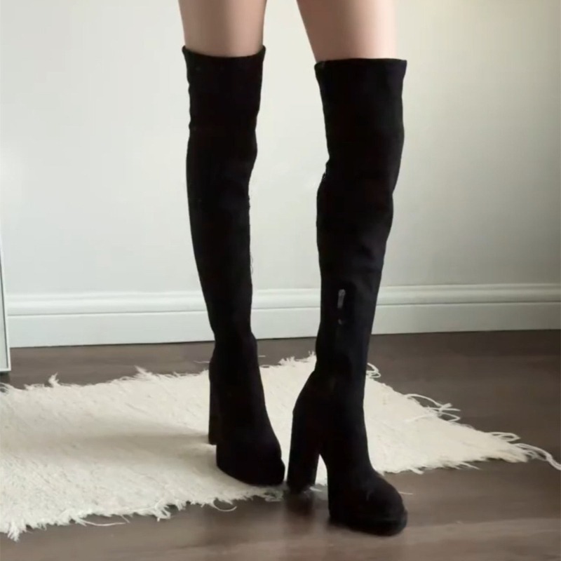 Nightclub Fashion Woman Thigh  - Street Fashion Rome 评论和价格