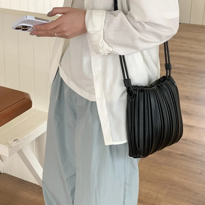 Summer New Women Pleated Messe - Street Fashion Korean 评论和价格