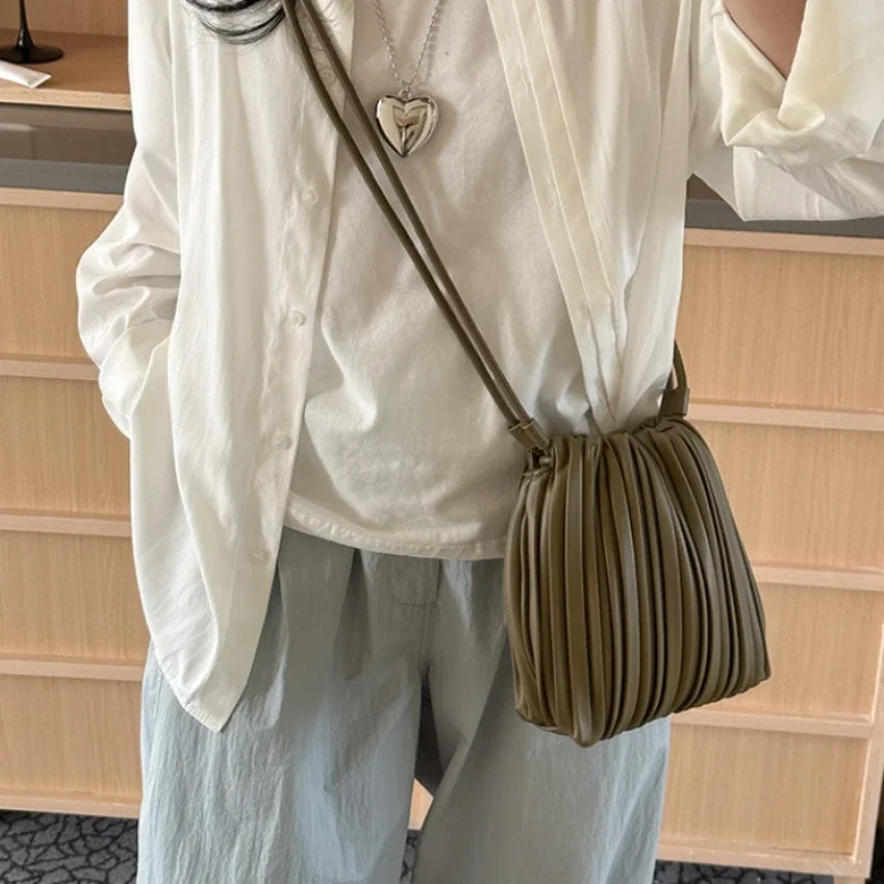 Summer New Women Pleated Messe - Street Fashion Korean 评论和价格