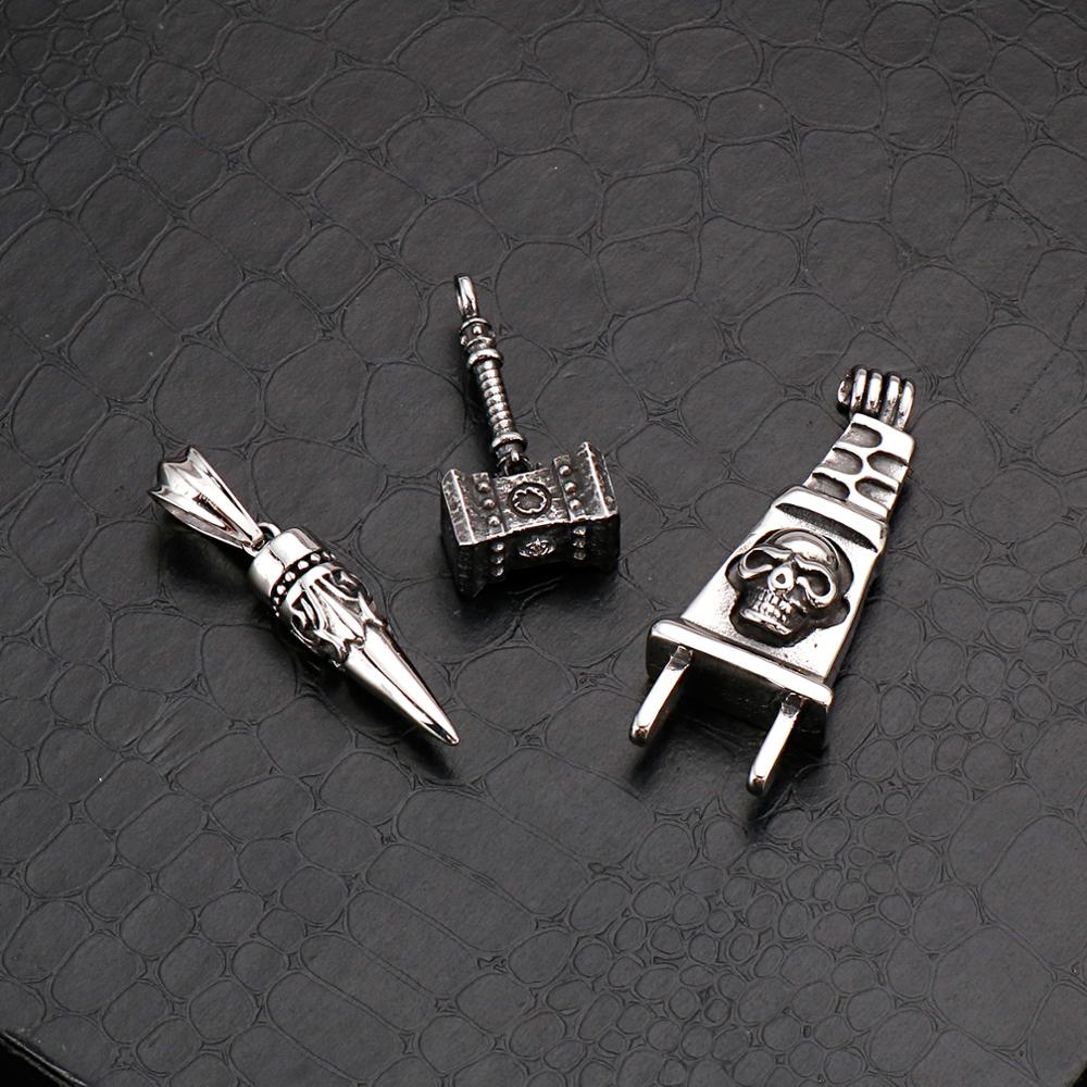Fongten Gothic Hammer Skull Pl - Fashion Street Singapore 评论和价格